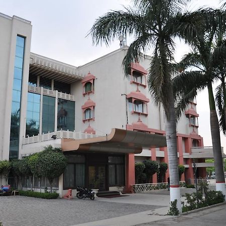 Hotel Jabali Palace Jabalpur Exteriér fotografie