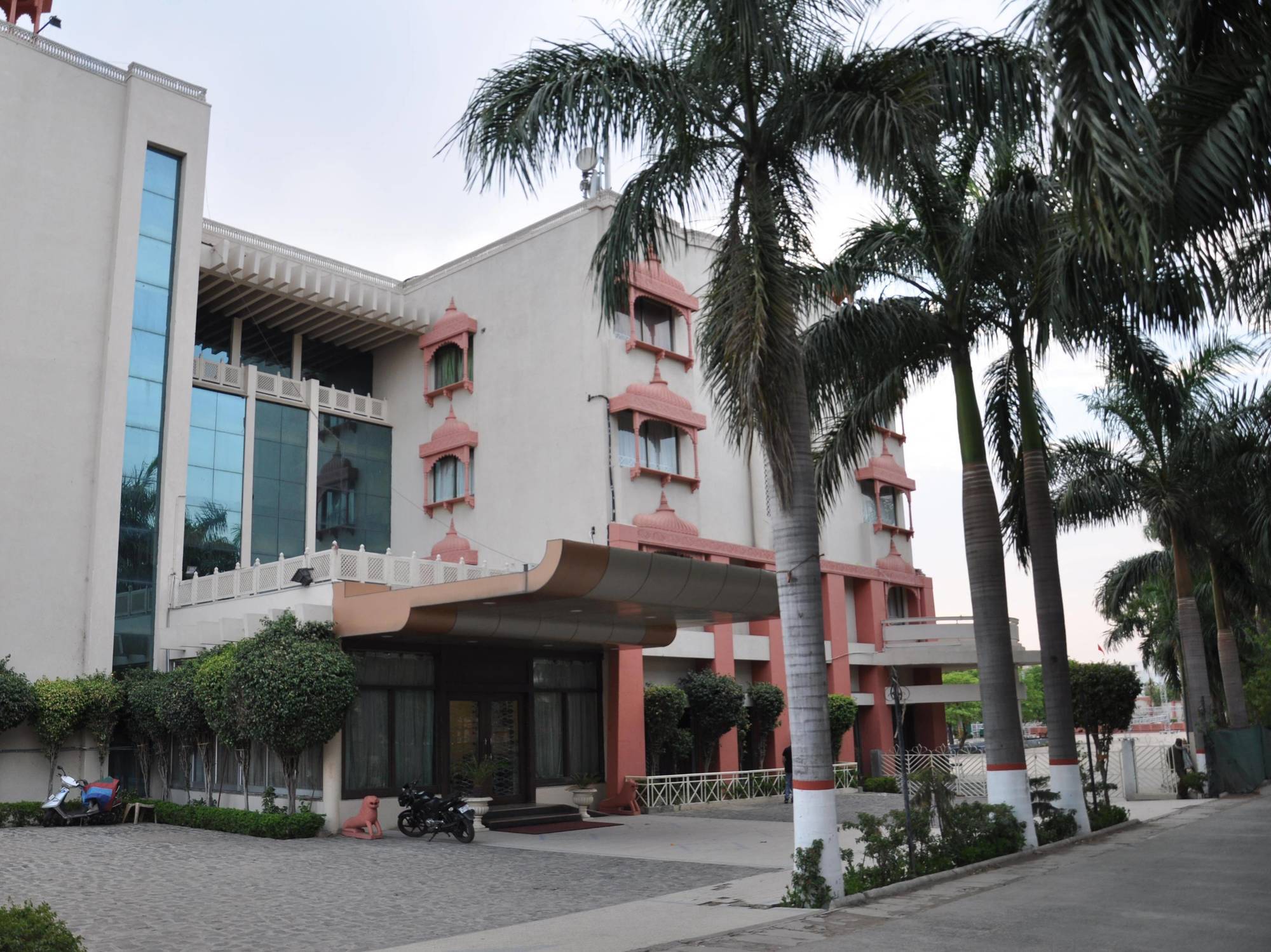 Hotel Jabali Palace Jabalpur Exteriér fotografie